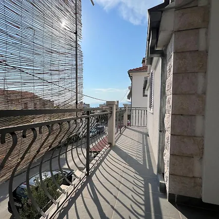 Apartment Ana
